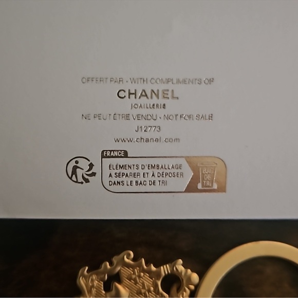Chanel Keychain NIB - Picture 3 of 3